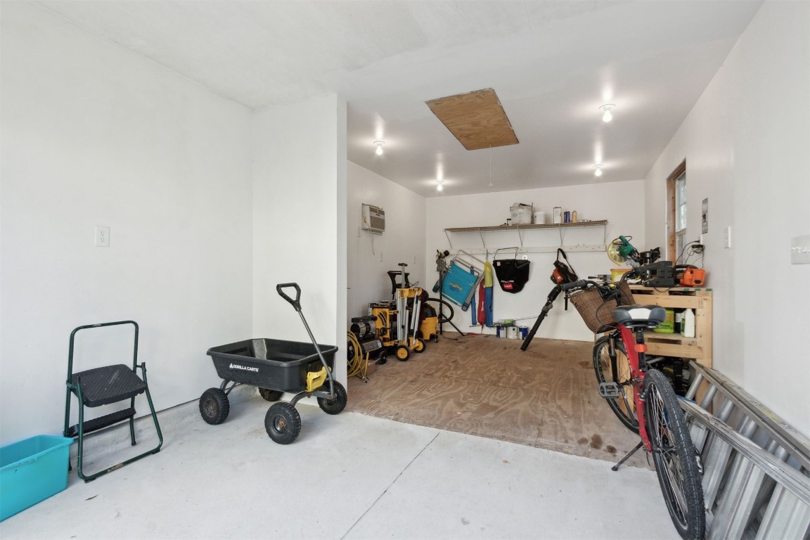 Fernandina Beach, Florida 32034, United States, 4 Bedrooms Bedrooms, ,3 BathroomsBathrooms,Residential,Pending,117932