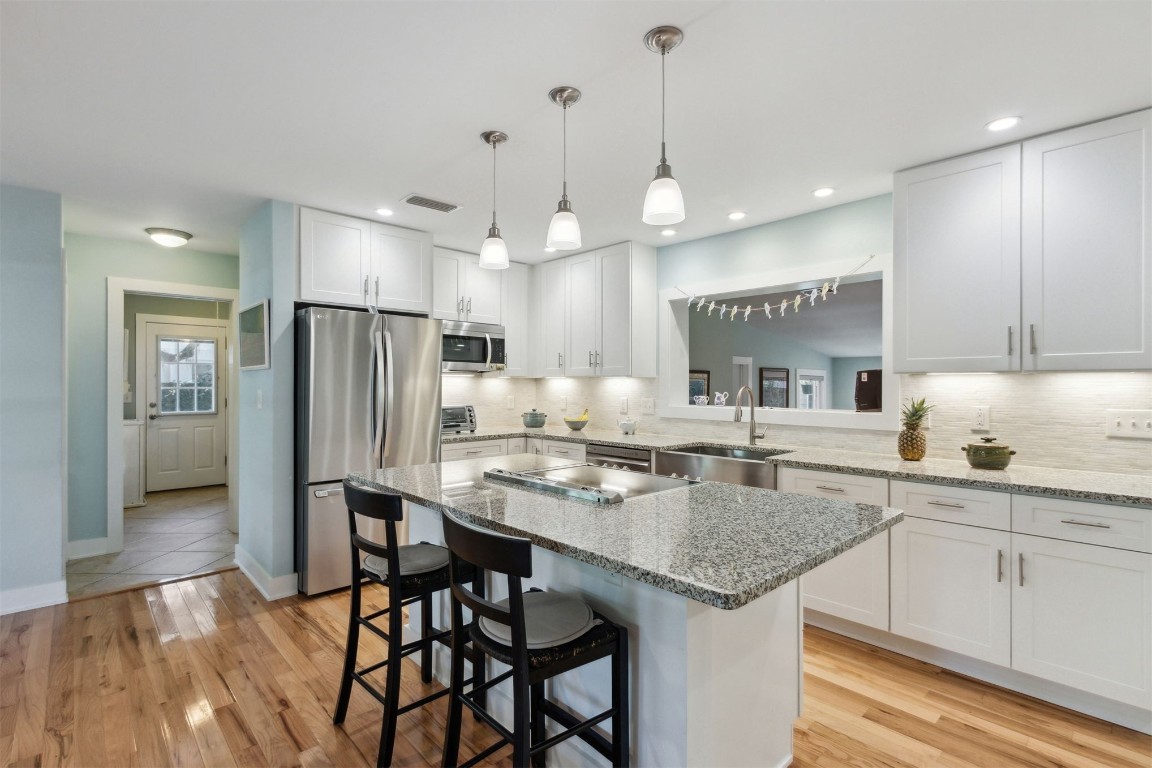 Fernandina Beach, Florida 32034, United States, 4 Bedrooms Bedrooms, ,3 BathroomsBathrooms,Residential,Pending,117932