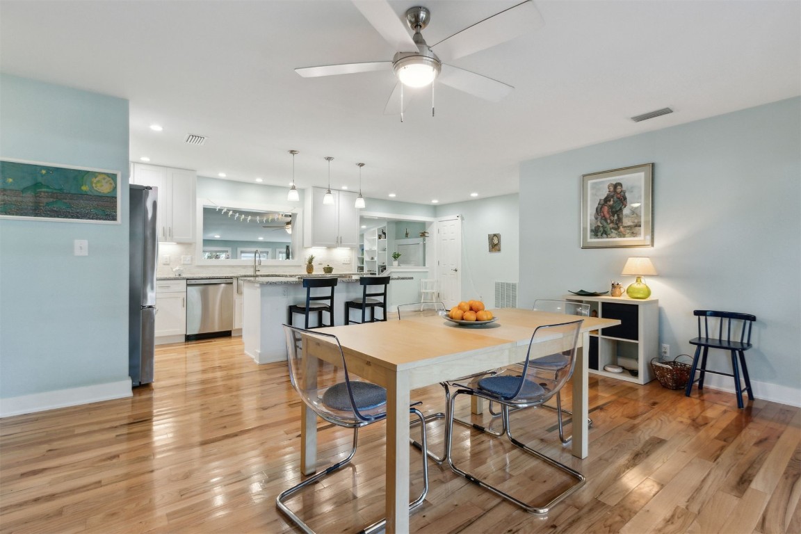 Fernandina Beach, Florida 32034, United States, 4 Bedrooms Bedrooms, ,3 BathroomsBathrooms,Residential,Pending,117932