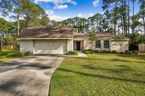 Homes For Sale - 95016 Piney Island Court<br/> Fernandina Beach, FL 32034