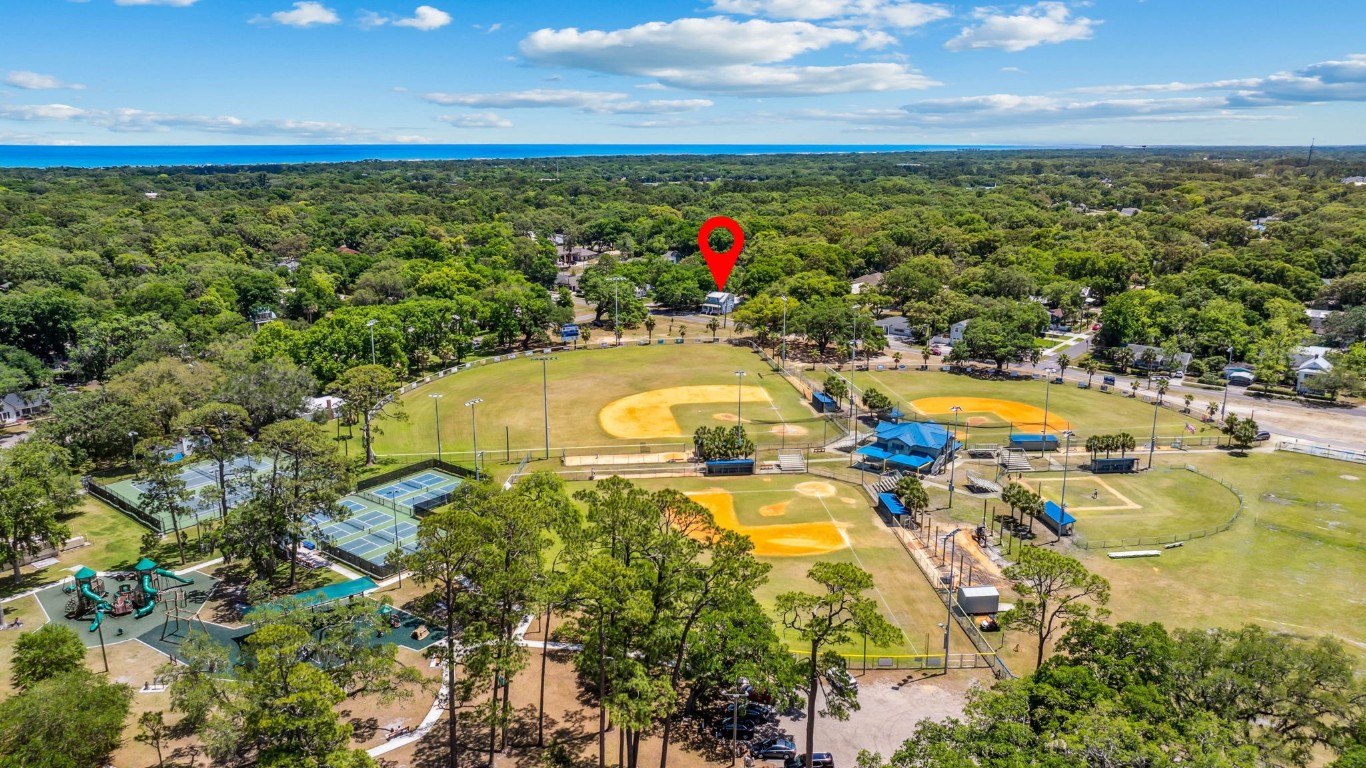 1230 Beech Street, Fernandina Beach, Florida image 33
