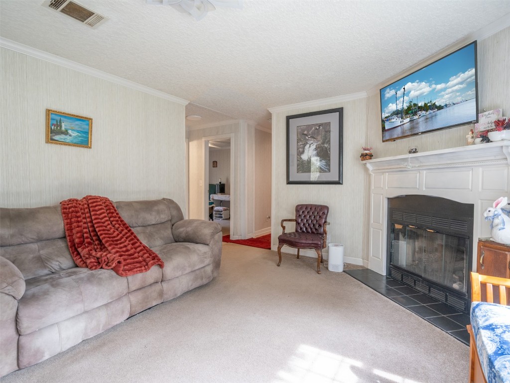 48201 Tracer Trail, Hilliard, Florida image 5