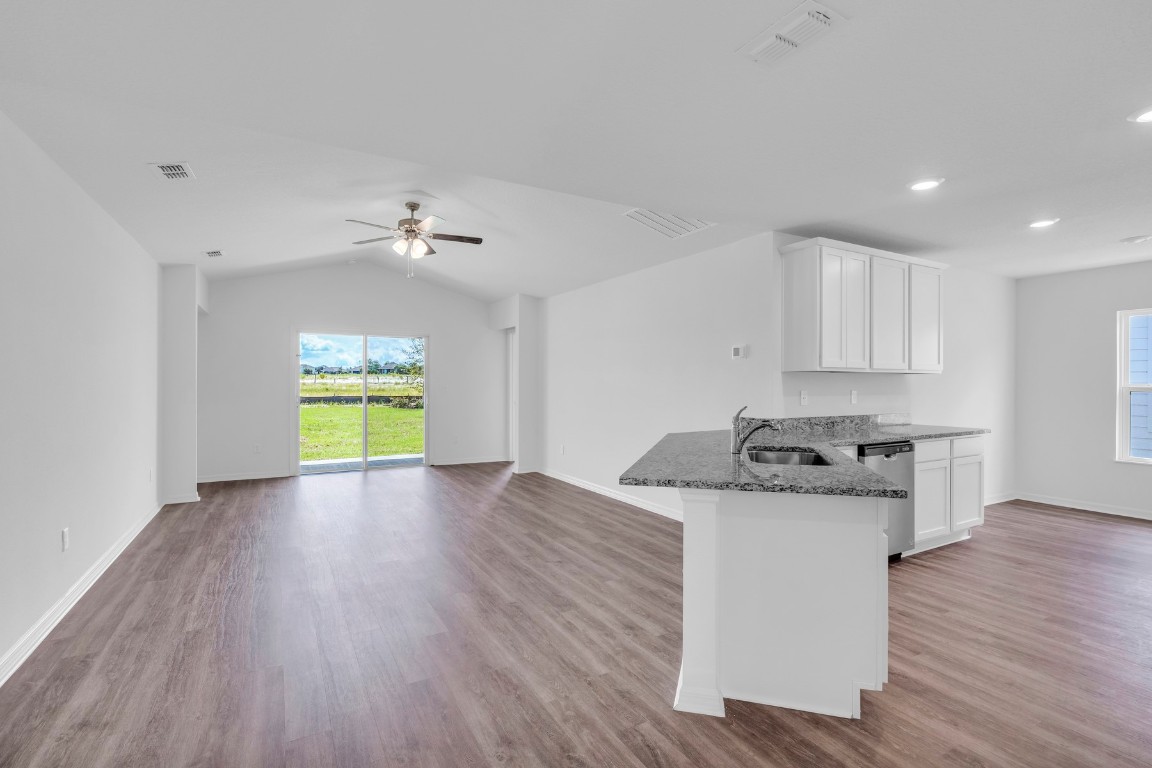 37132 Whippoorwill Court, Hilliard, New Mexico image 4