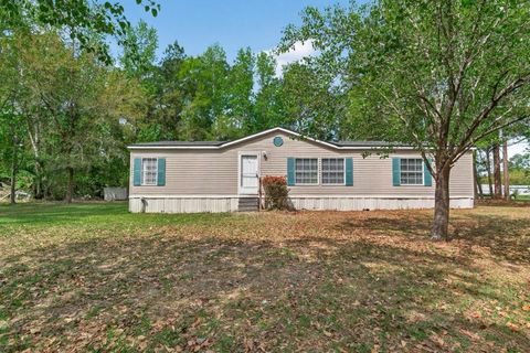 Mobile Home For Sale - 54059 Charles Street<br/> Nassau County, Callahan, FL 32011