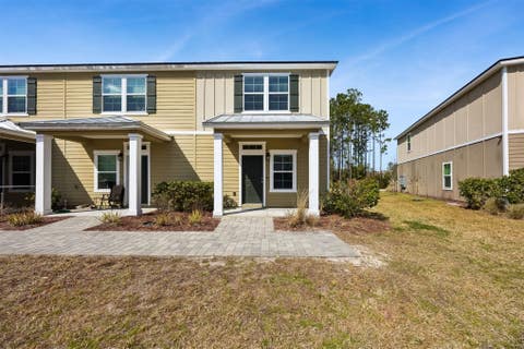 Townhouse For Sale - 86460 Shortline Circle<br/> Yulee, FL 32097