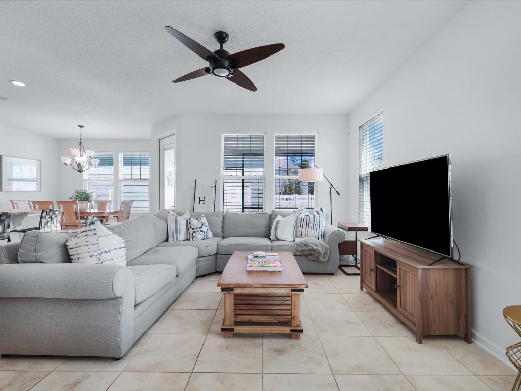 201 Daydream Avenue, Yulee, Florida image 3