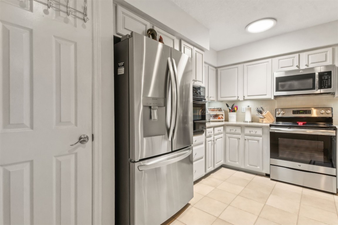 1937 N Lakeside Drive, Fernandina Beach, Florida image 12