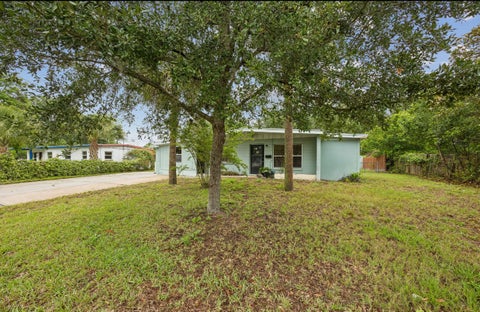 Homes For Sale - 610 S 15th Street<br/> Nassau County, Amelia Island, FL 32034