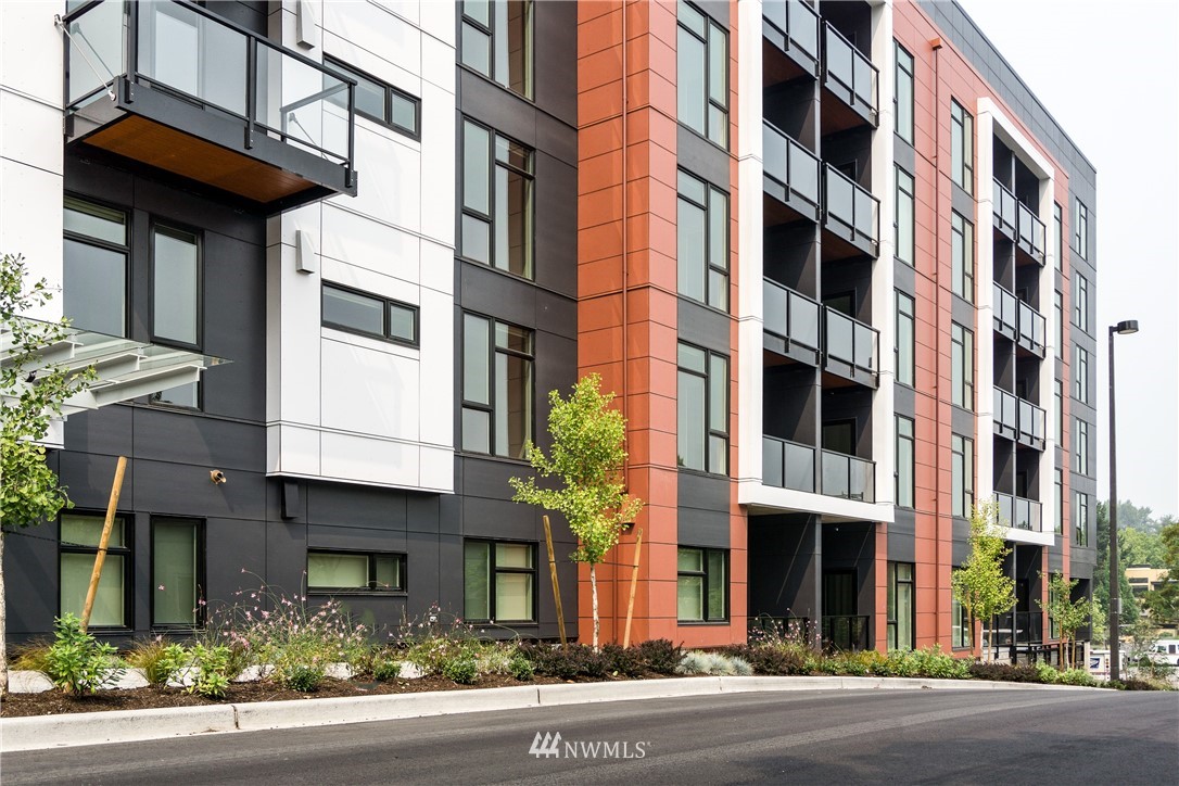 1085 103rd Avenue NE 327