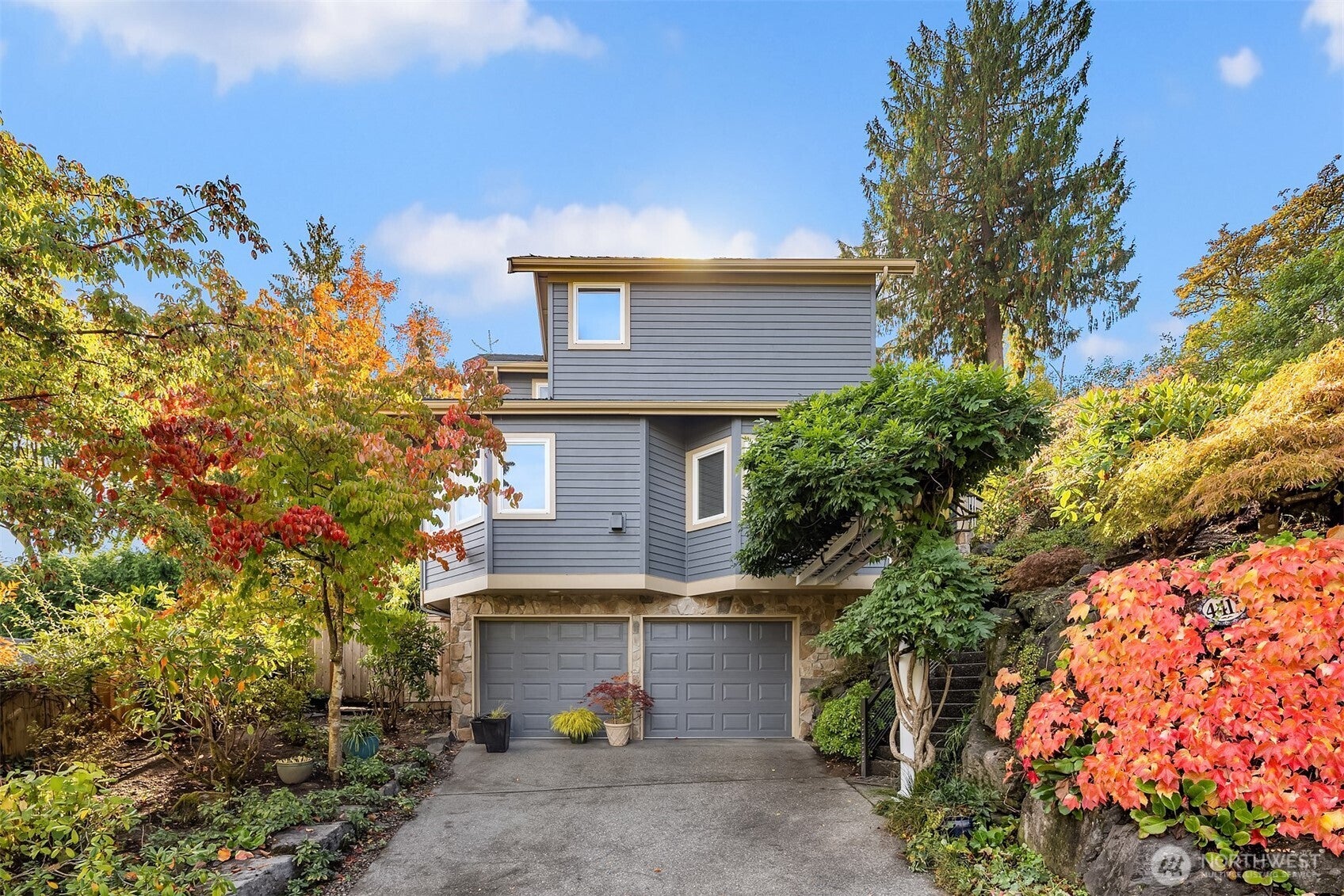 4411 NE 90th Street