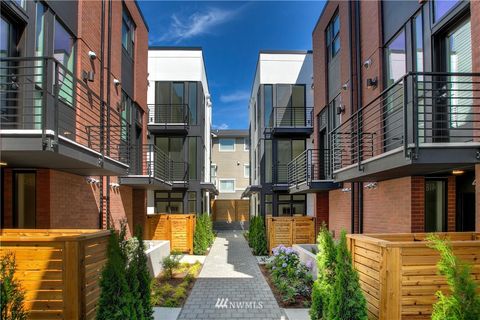 422 10th Avenue E Seattle WA 98102