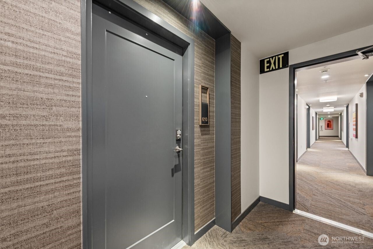 11903 NE 128th Street 610