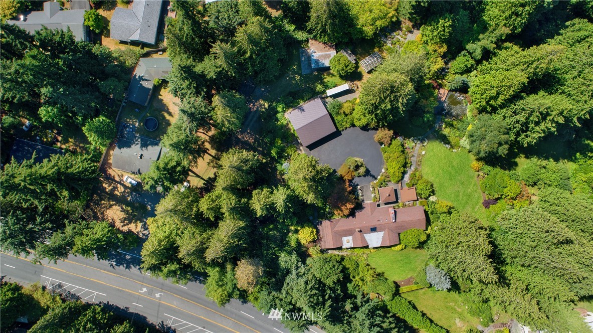 540 Edmonds Way
