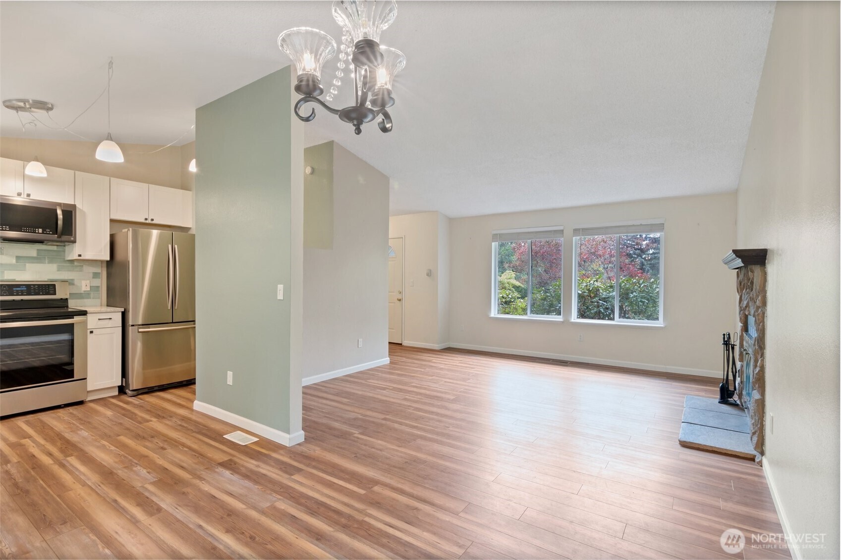 1132 S 22nd Court