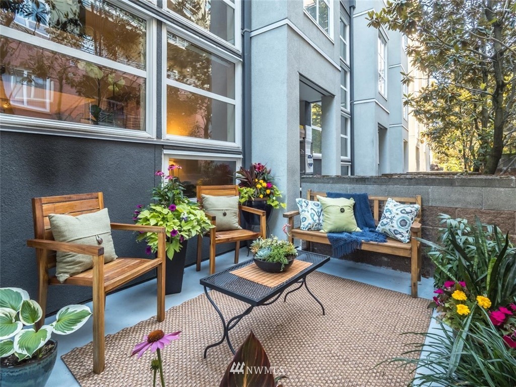 10042 Main Street 117