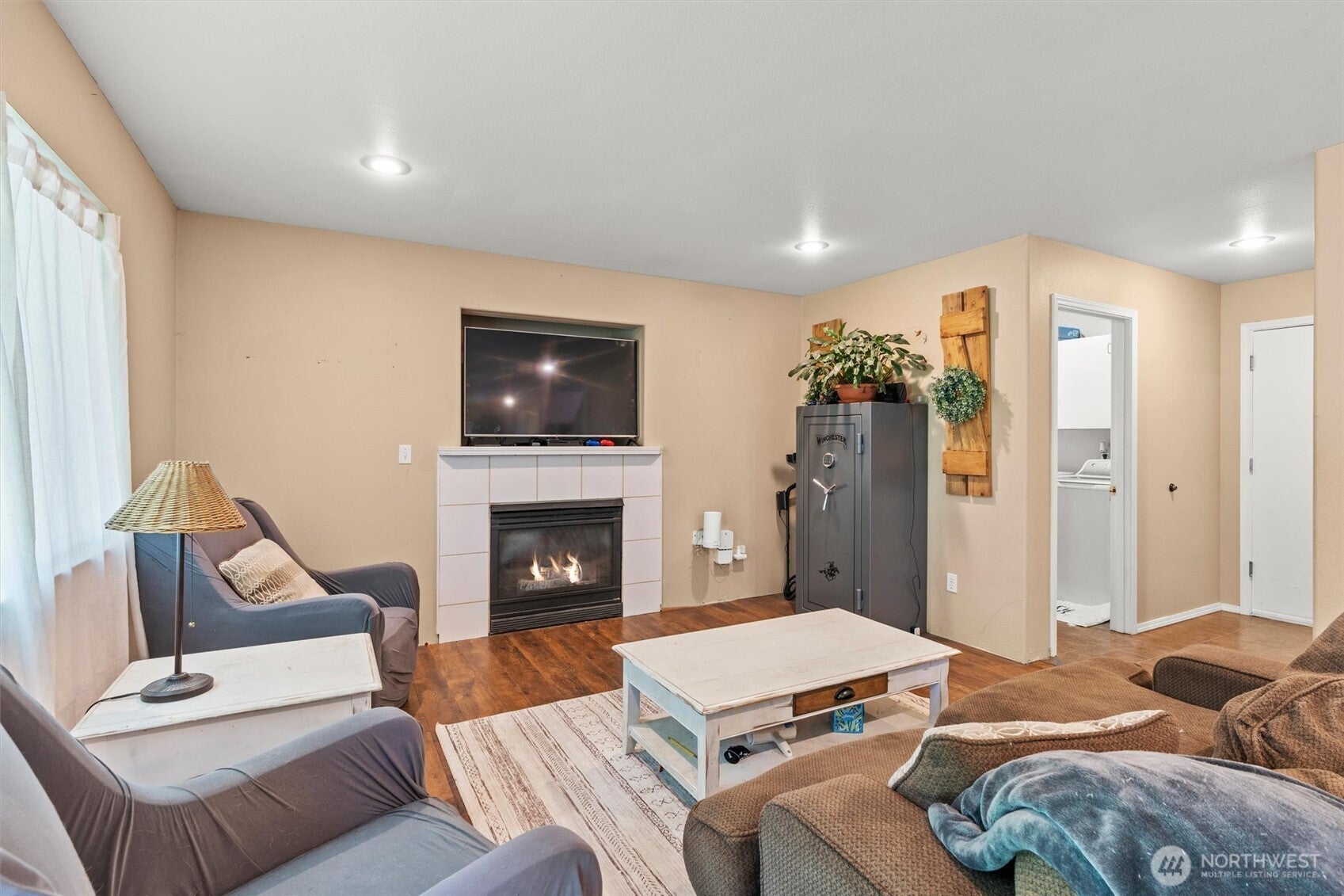 920 Alderwood Lane