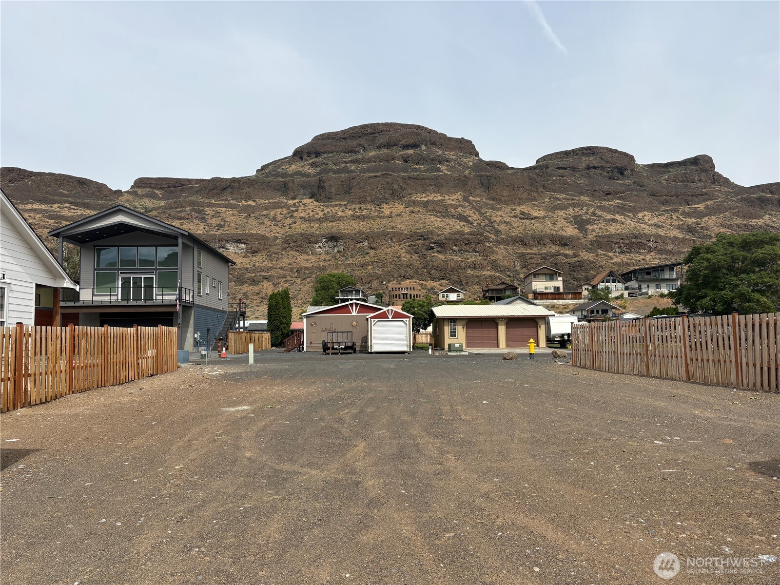 826 SW Chukar Place