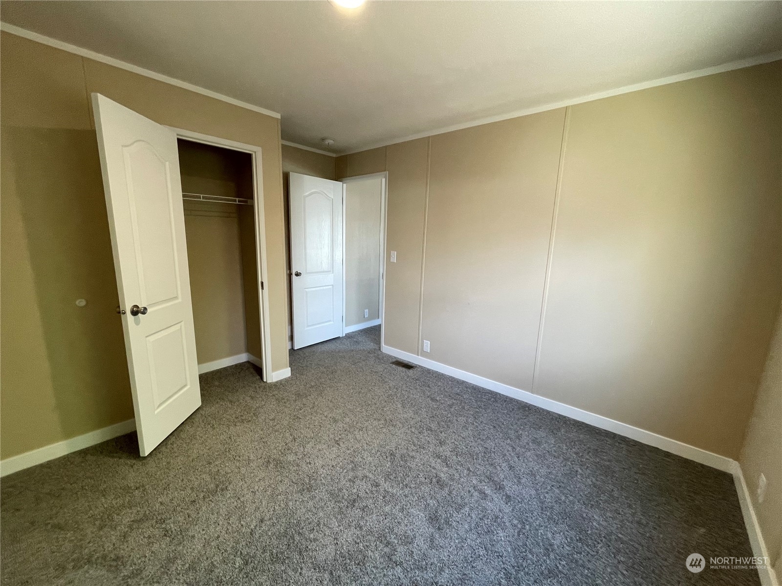 2700 Fruitvale Boulevard 14