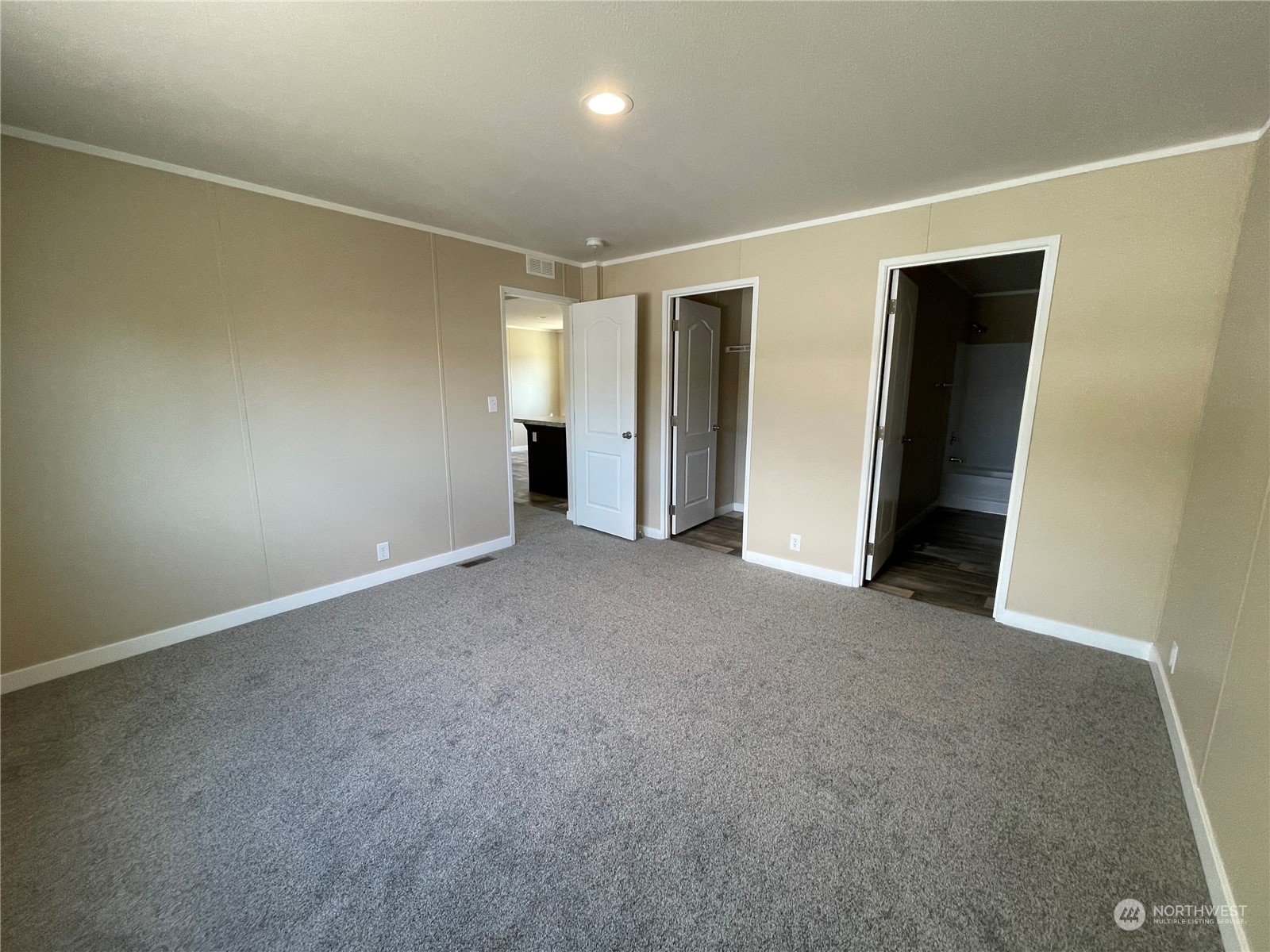 2700 Fruitvale Boulevard 14