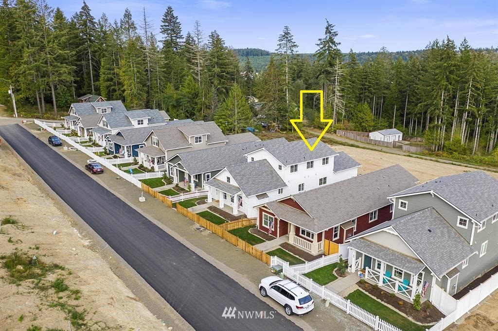 70 E Cedarland Lane