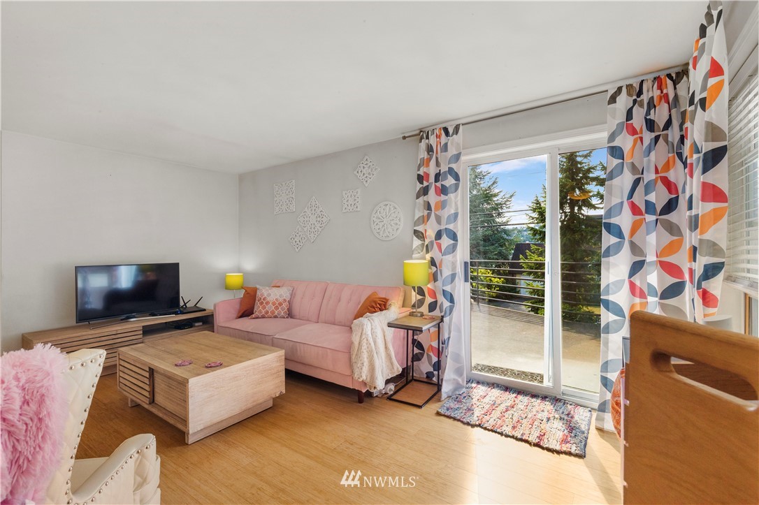 3216 14th Avenue W 103