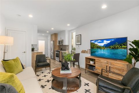 4520 41st Ave SW A Seattle WA 98116
