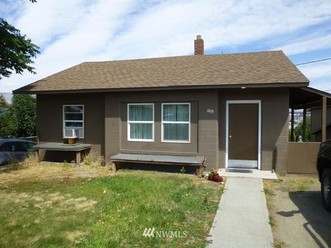 1119 Monitor Street 1 & 2 Wenatchee WA 98801