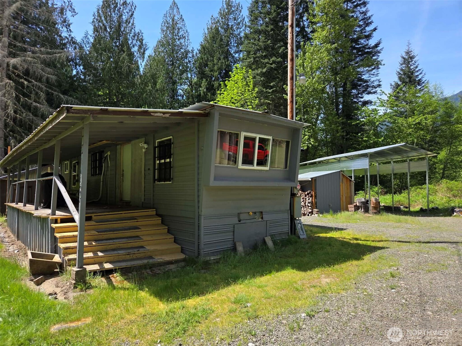 11697 US Hwy 12