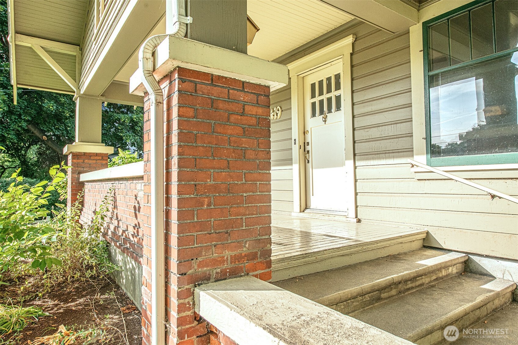 419 Catherine Street