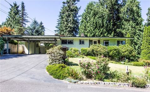 6527 NE 198TH Street Kenmore WA 98028
