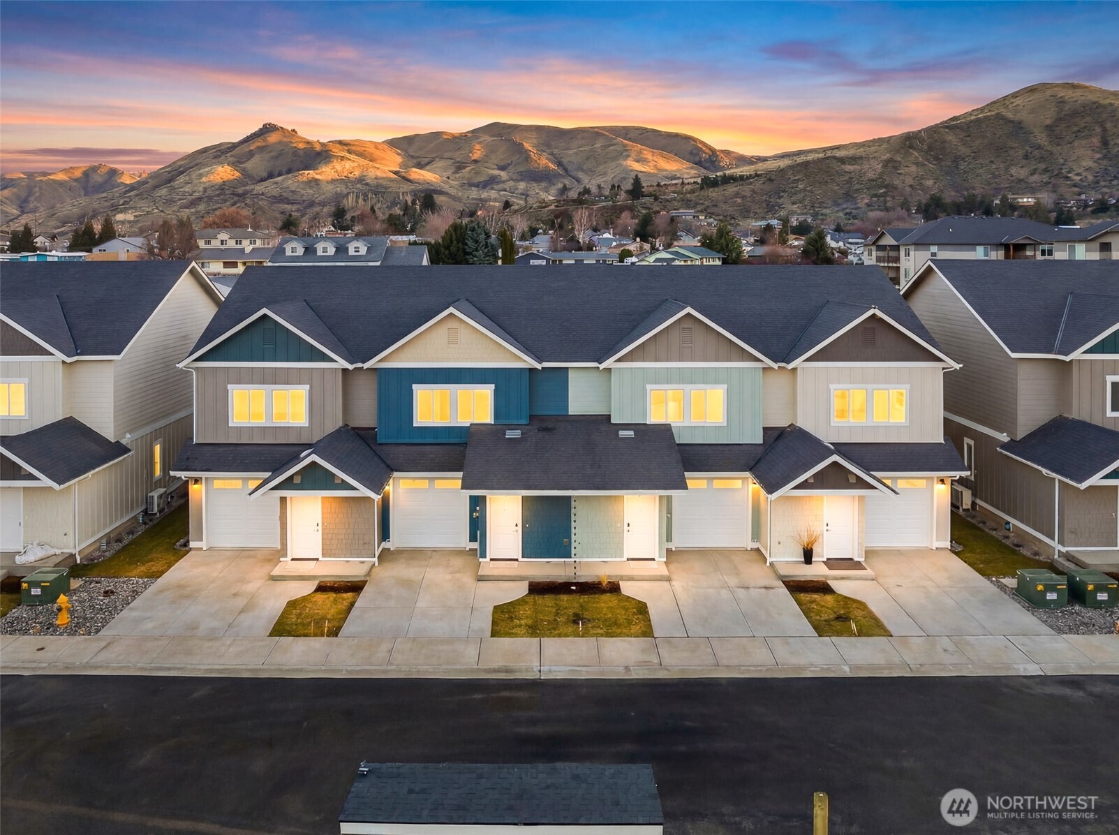 1075 Red Apple Road B7