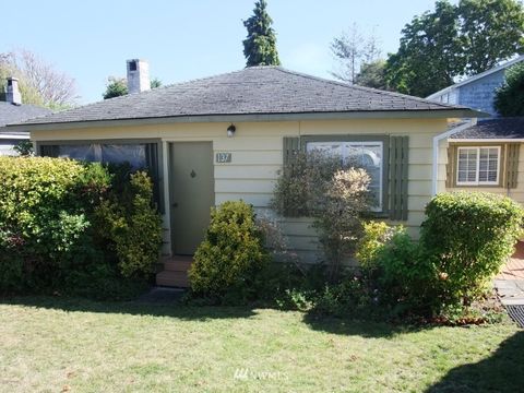 137 Meadow Lane Point Roberts WA 98281