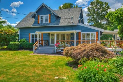 6504 52nd Street E Puyallup WA 98371