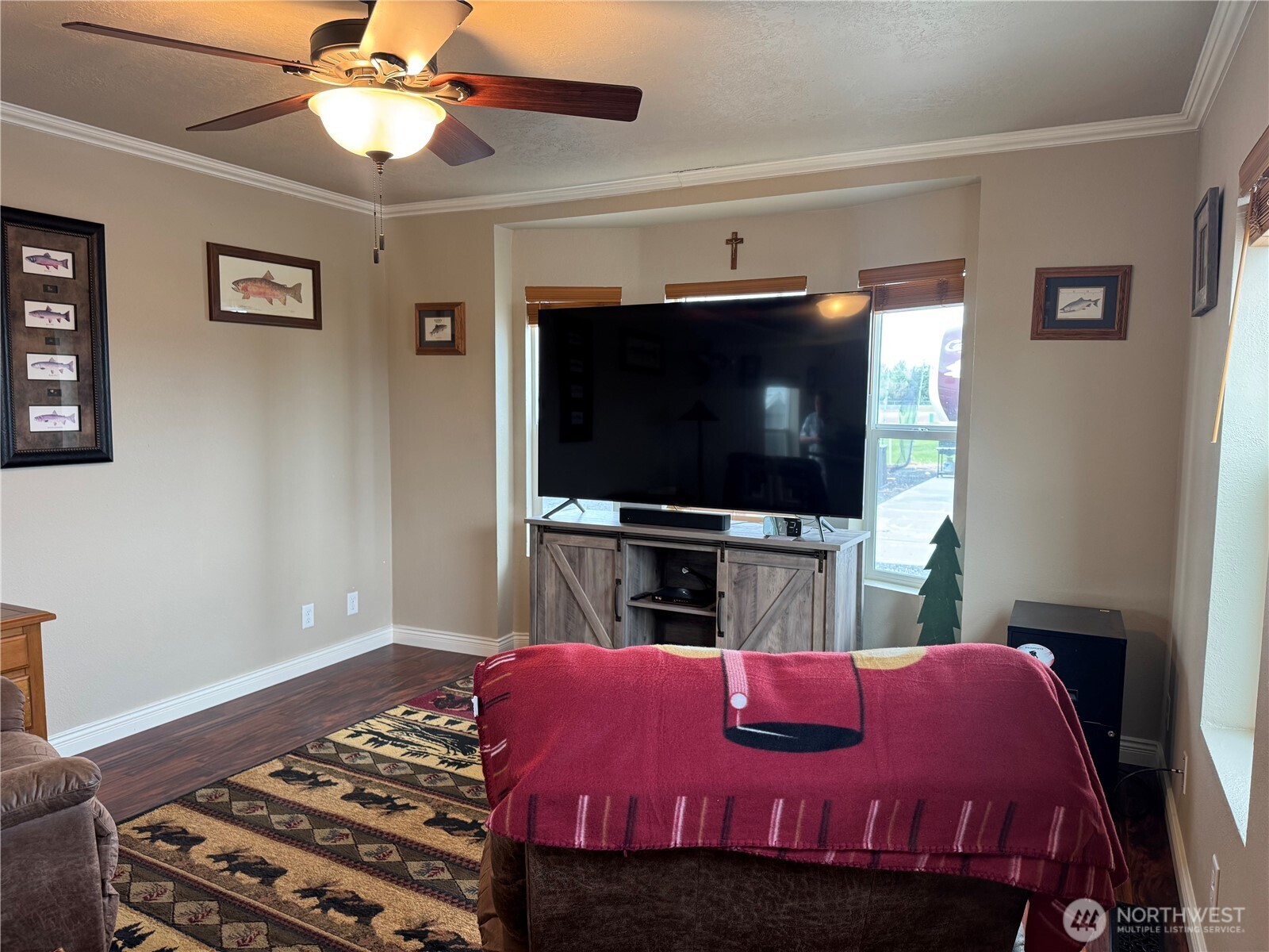 17693 Road 5 NW 83