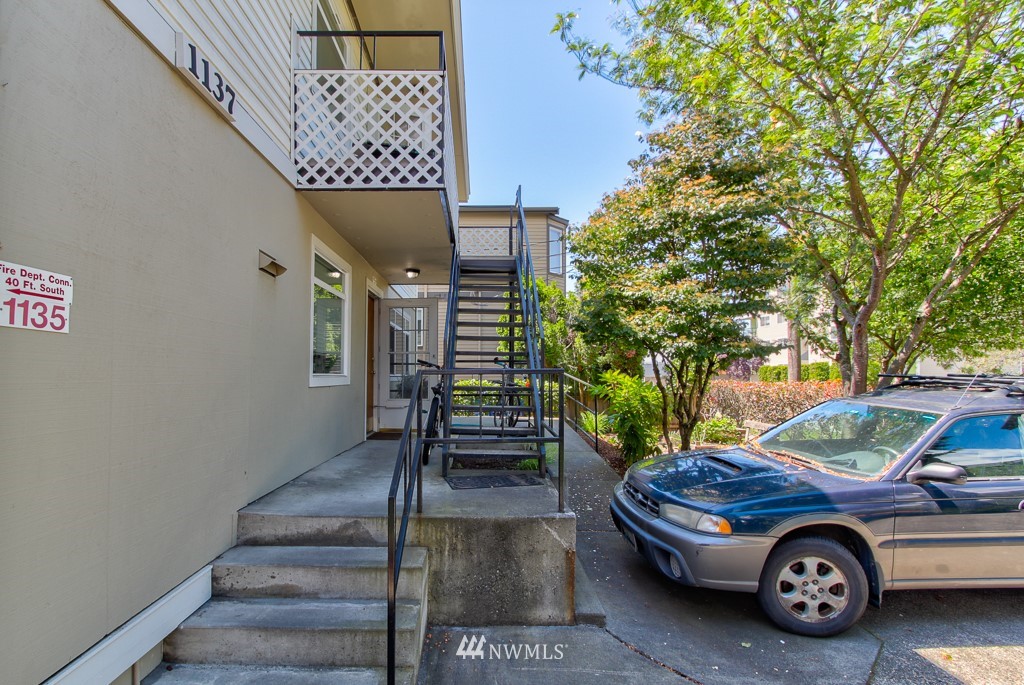 1135 N 93rd St