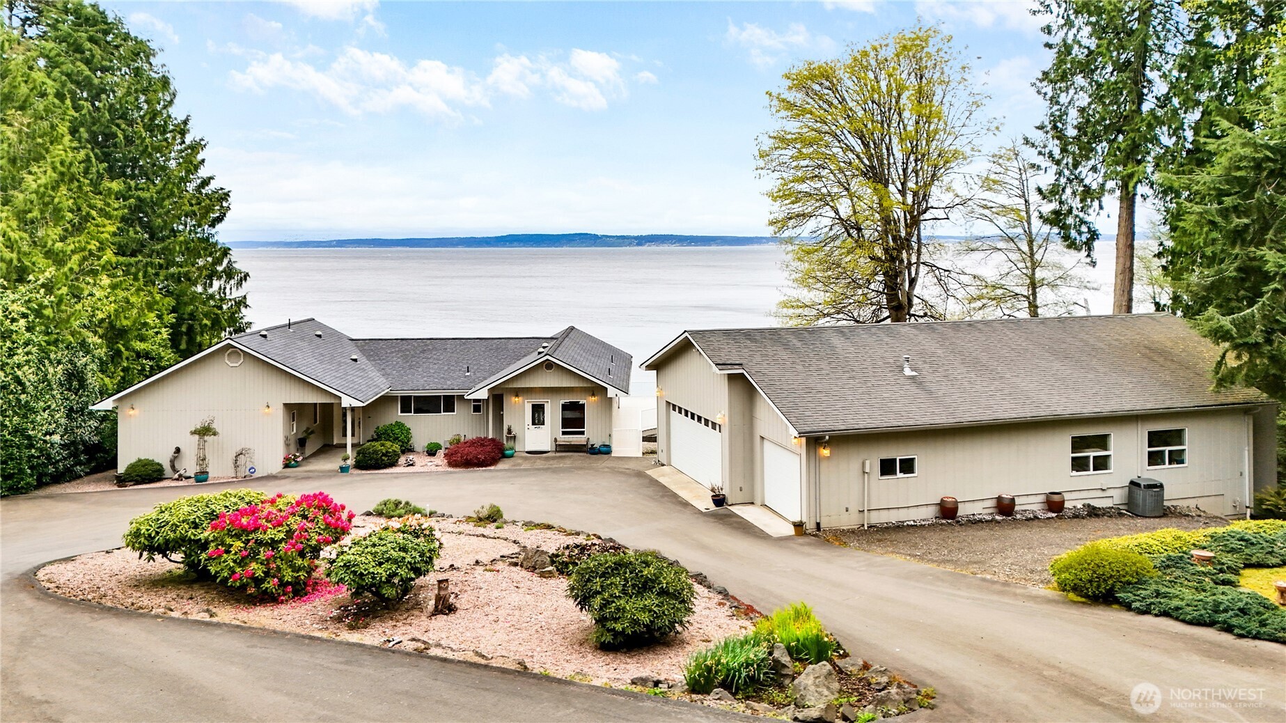 131 S Bay Way