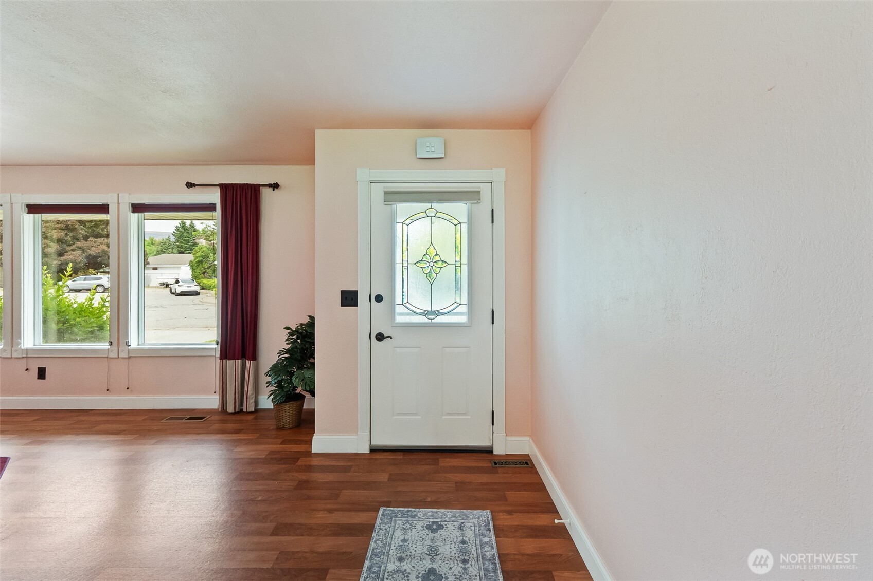 60 N Green Place