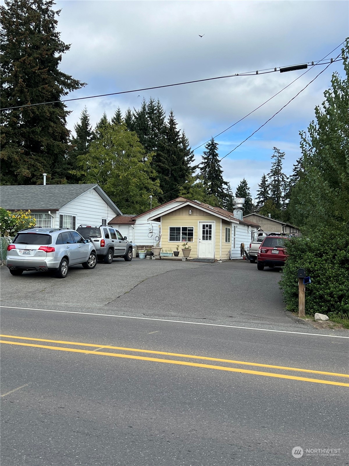 1296 NE McWilliams Road