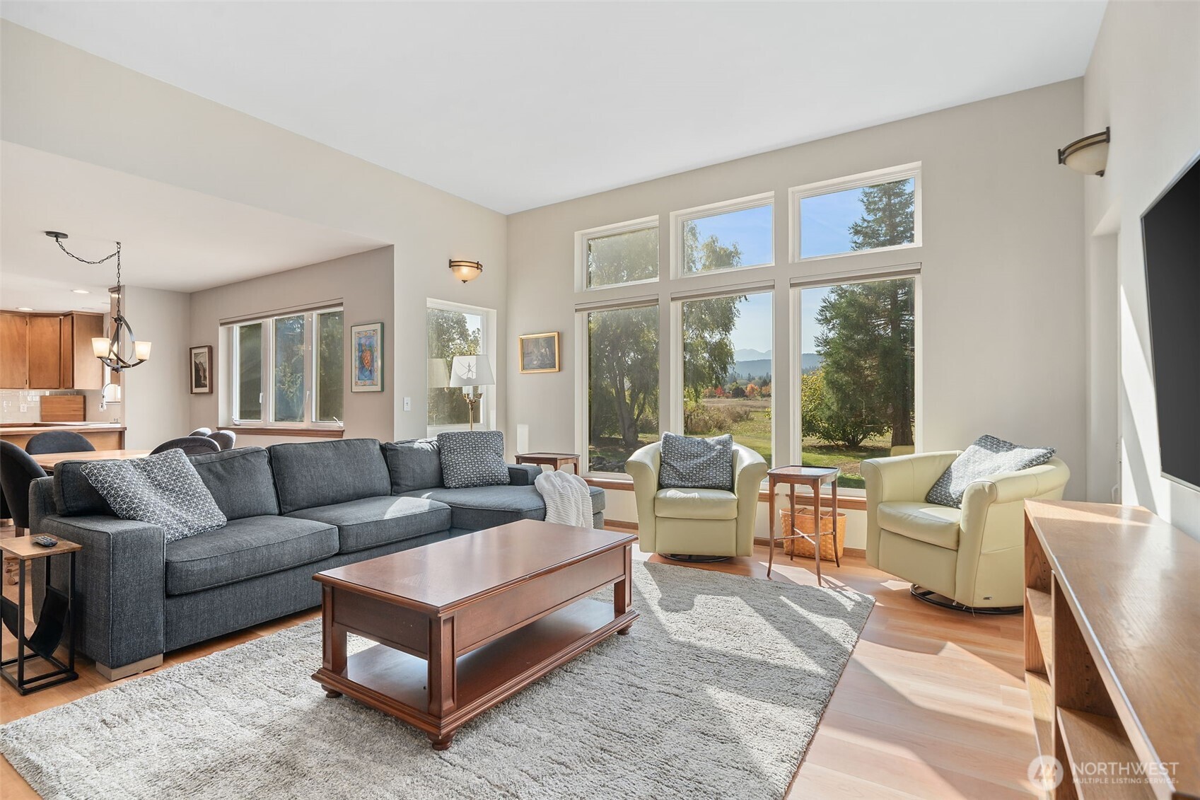 212 Bluegrass Lane