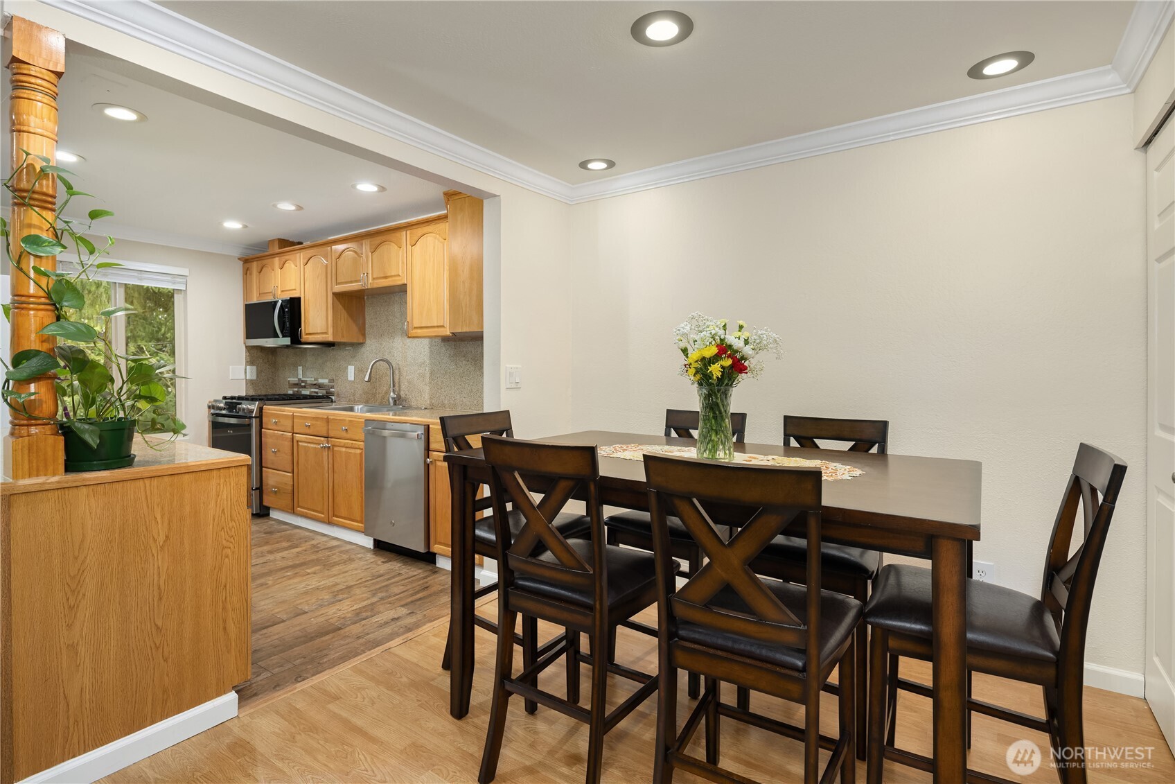 4727 W Lake Sammamish Parkway SE B201