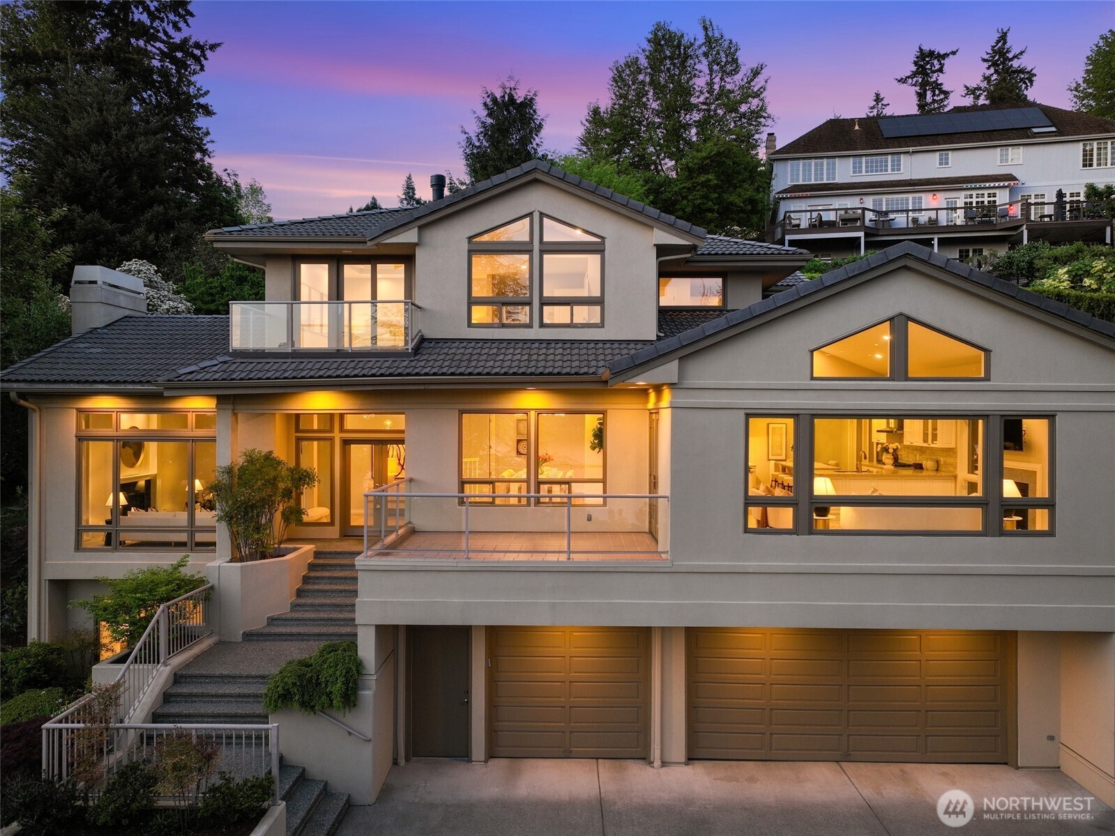 8144 W Mercer Way