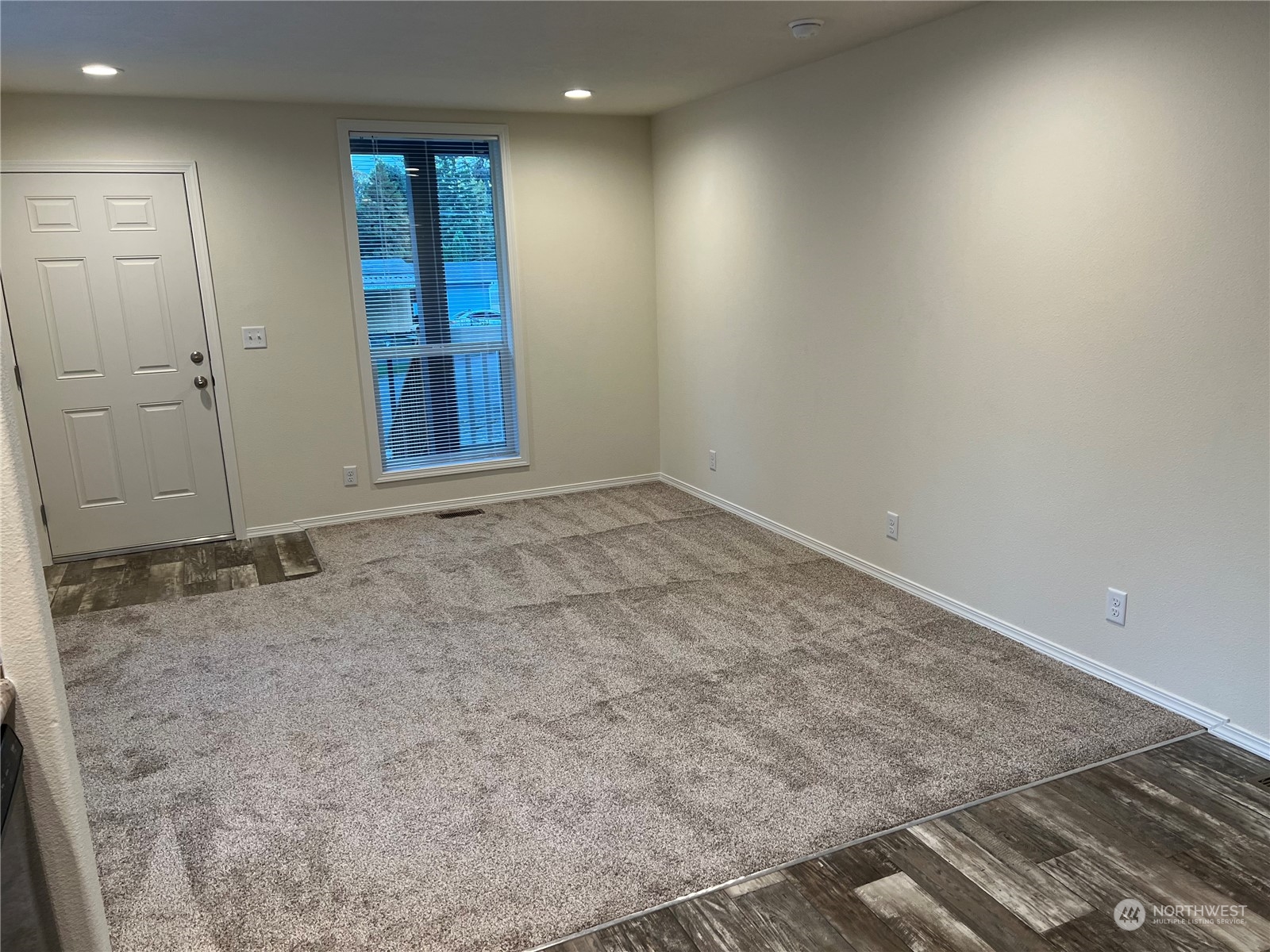 507 131st Street E L