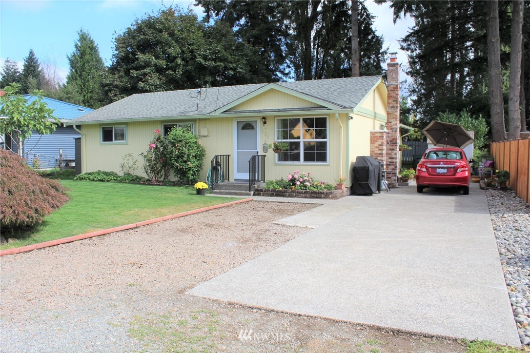 1005 Cole Avenue
