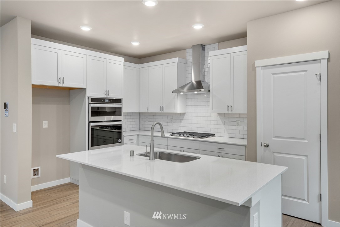 18113 SE 240th Place