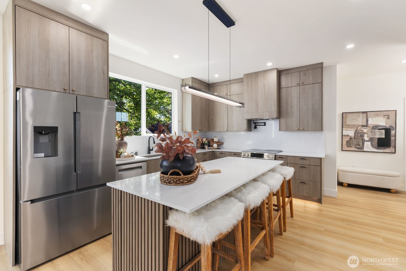 933 N 87th Street