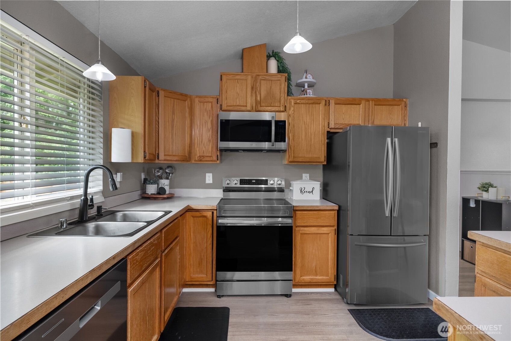 721 W Sunset Court