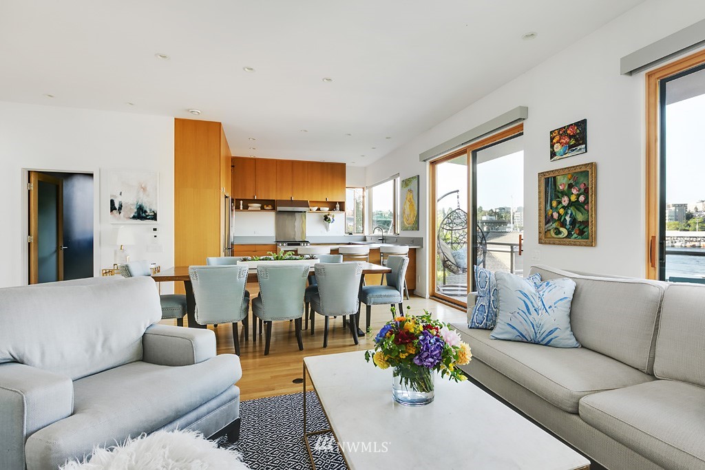 3212 Portage Bay Place E A