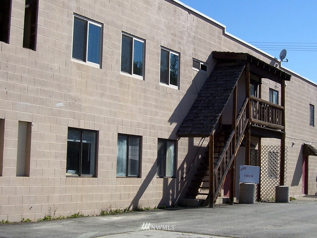 600 S Clark Avenue