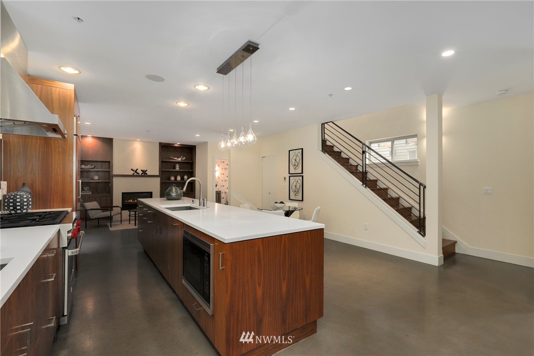 730 Boylston Avenue E Apt B