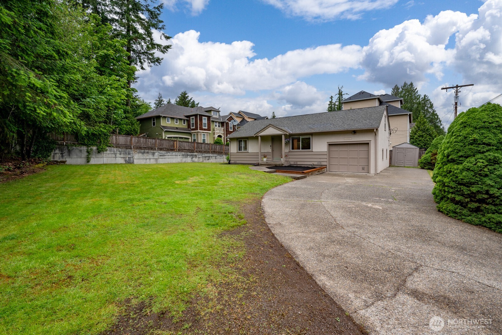 13804 Redmond Way